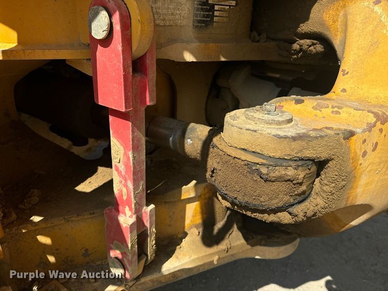 image for item EE7637 2007 Volvo A40D haul truck