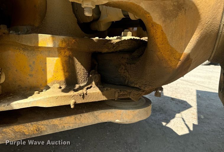 image for item EE7637 2007 Volvo A40D haul truck