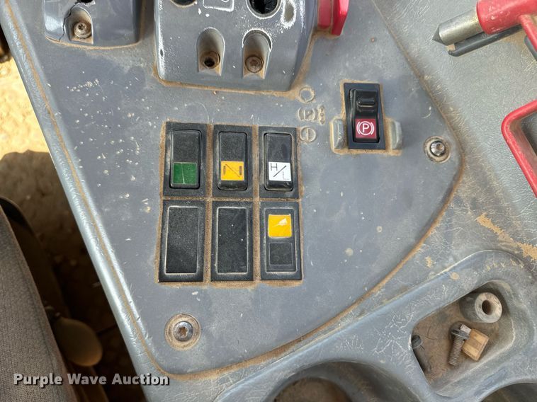 image for item EE7637 2007 Volvo A40D haul truck