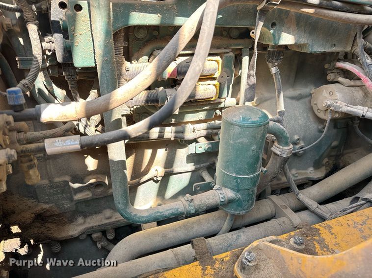 image for item EE7637 2007 Volvo A40D haul truck