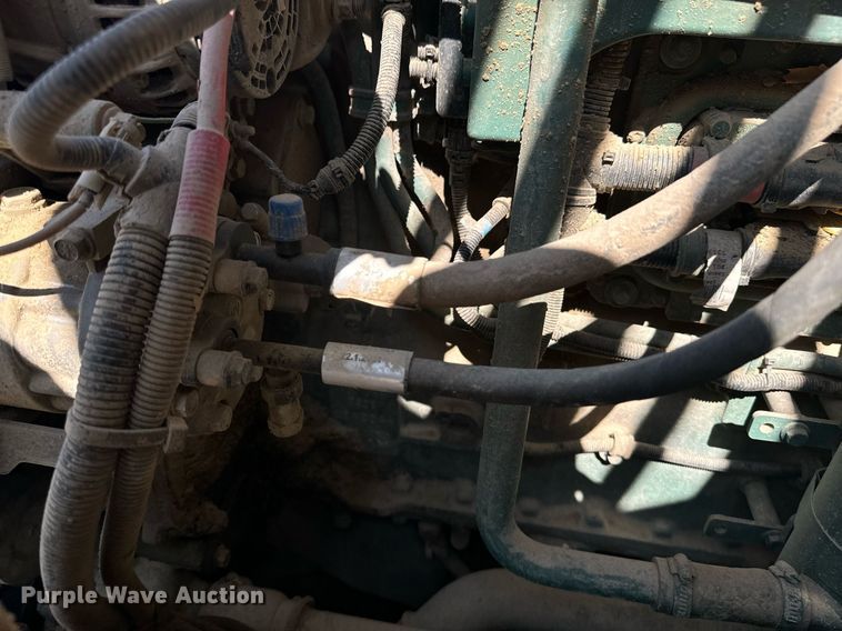 image for item EE7637 2007 Volvo A40D haul truck