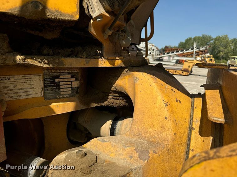 image for item EE7638 2007 Volvo A40D haul truck