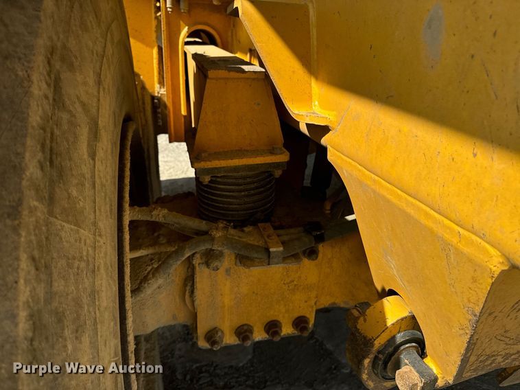 image for item EE7638 2007 Volvo A40D haul truck