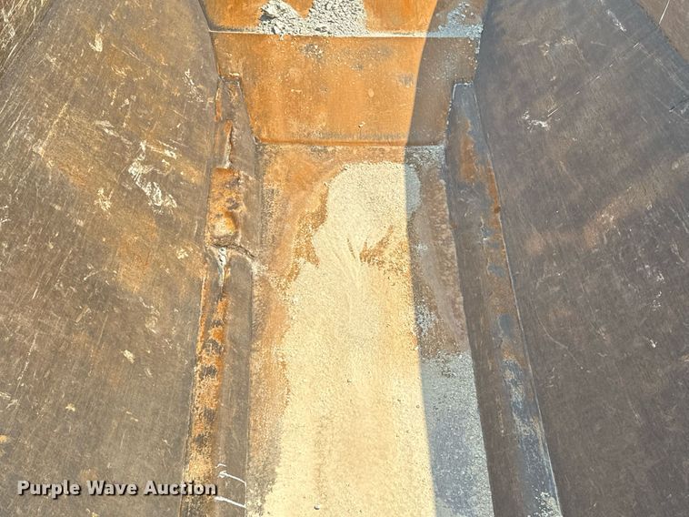 image for item EE7638 2007 Volvo A40D haul truck