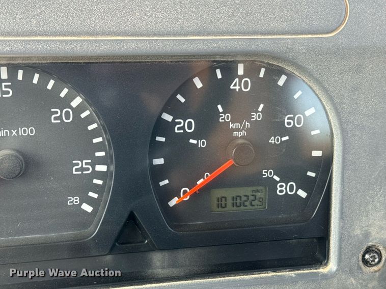 image for item EE7638 2007 Volvo A40D haul truck