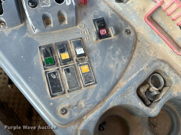 image for item EE7638 2007 Volvo A40D haul truck