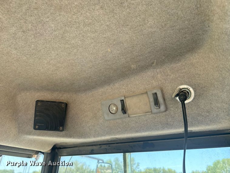 image for item EE7638 2007 Volvo A40D haul truck