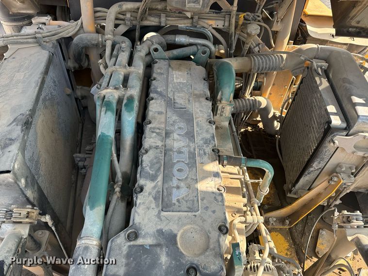 image for item EE7638 2007 Volvo A40D haul truck