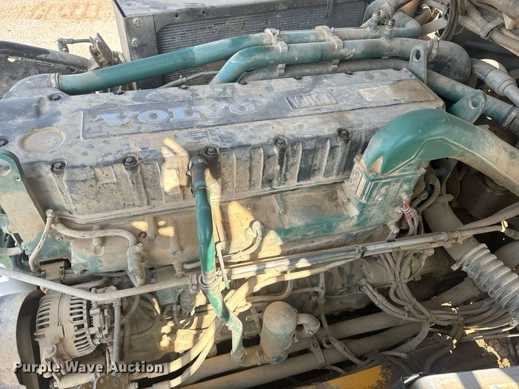 image for item EE7638 2007 Volvo A40D haul truck