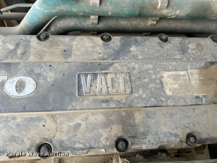 image for item EE7638 2007 Volvo A40D haul truck