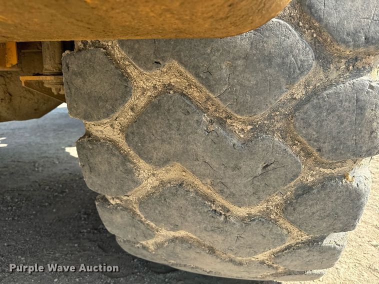 image for item EE7638 2007 Volvo A40D haul truck