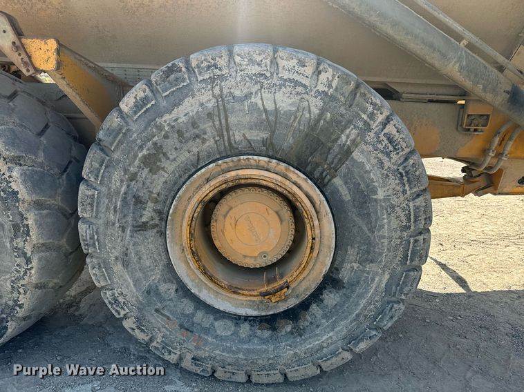 image for item EE7638 2007 Volvo A40D haul truck