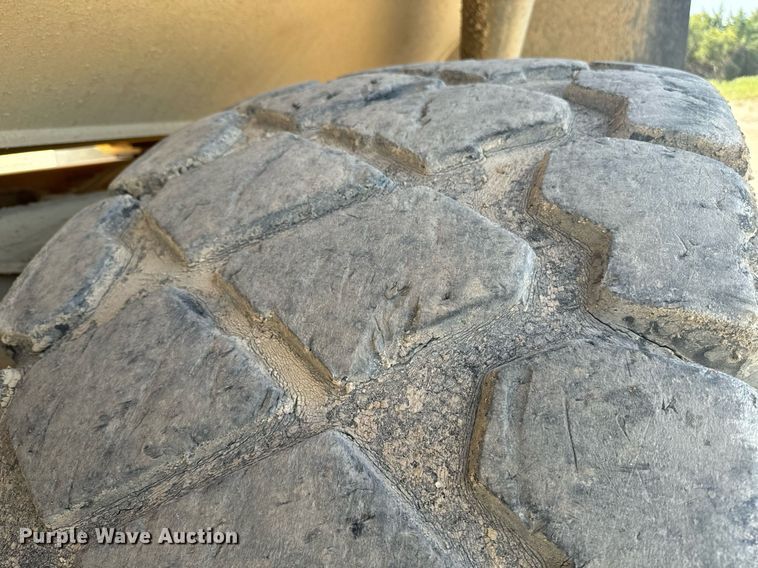 image for item EE7638 2007 Volvo A40D haul truck