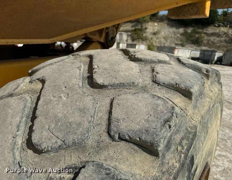 image for item EE7638 2007 Volvo A40D haul truck