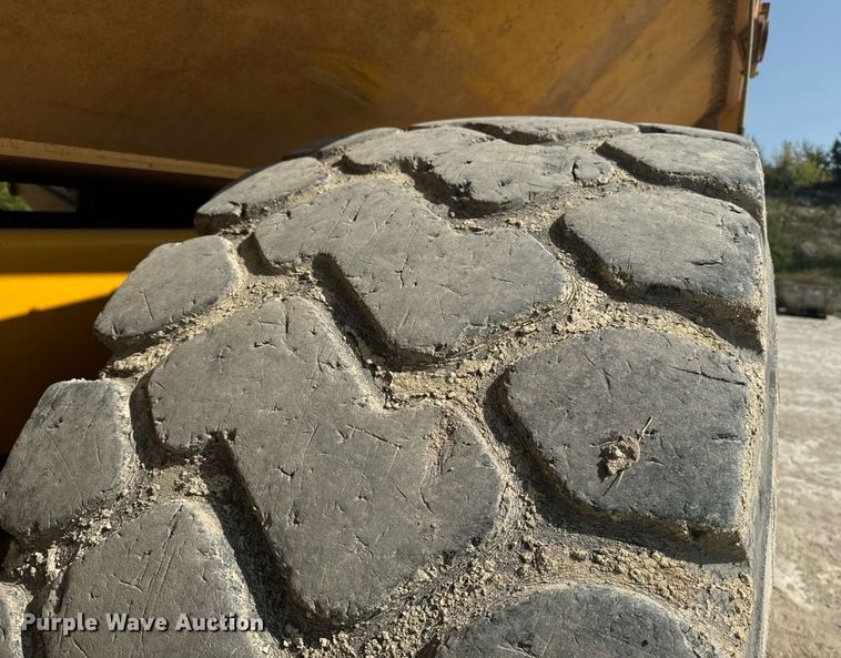 image for item EE7638 2007 Volvo A40D haul truck