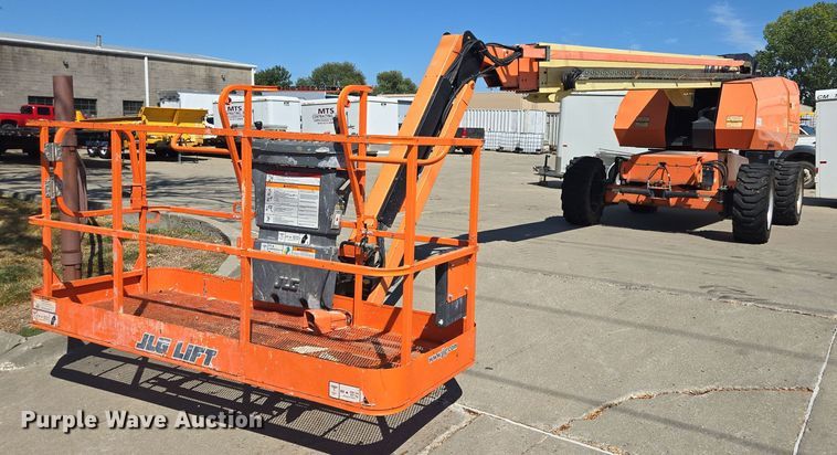 image for item EE8480 2013 JLG  600SJ boom lift