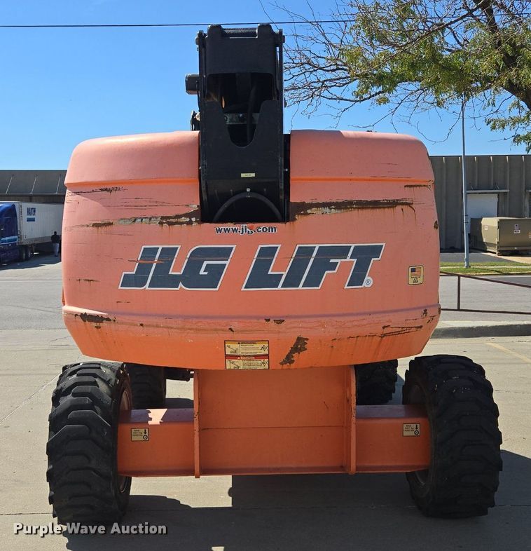 image for item EE8480 2013 JLG  600SJ boom lift