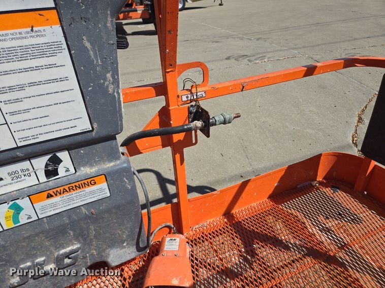 image for item EE8480 2013 JLG  600SJ boom lift
