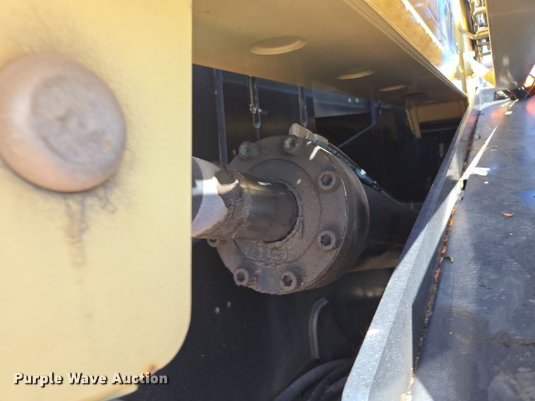 image for item EE8480 2013 JLG  600SJ boom lift