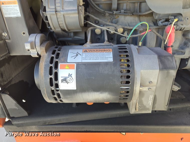 image for item EE8480 2013 JLG  600SJ boom lift