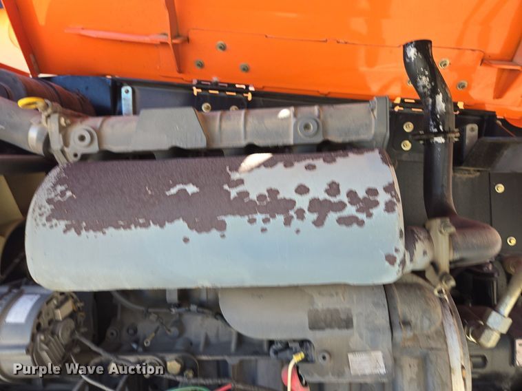 image for item EE8480 2013 JLG  600SJ boom lift