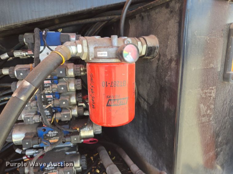 image for item EE8480 2013 JLG  600SJ boom lift