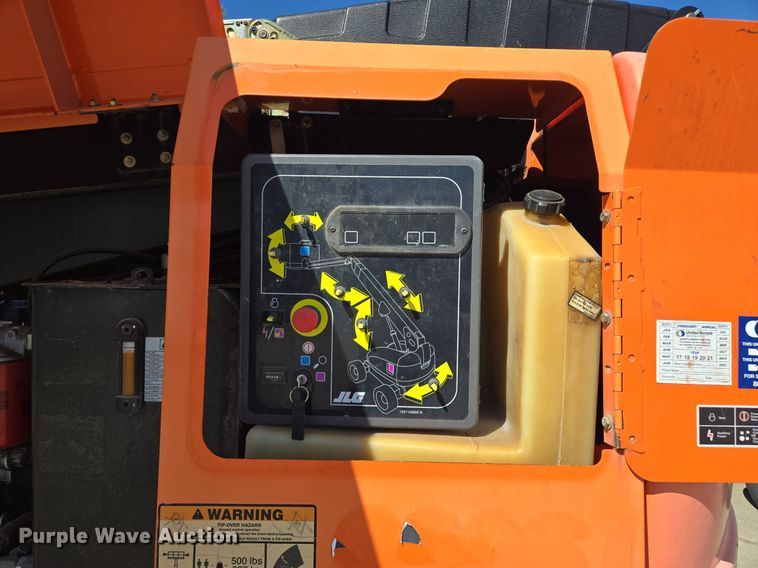 image for item EE8480 2013 JLG  600SJ boom lift