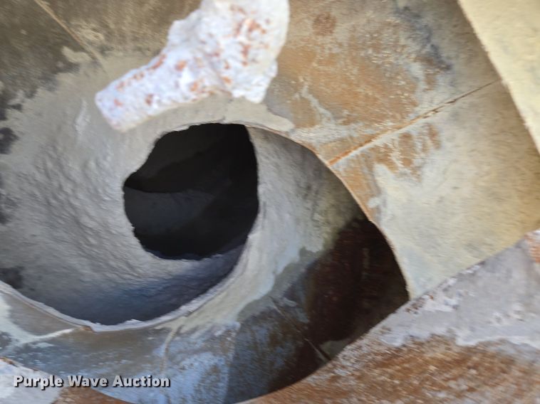 image for item EE8483 2007 Peterbilt 357 ready mix truck