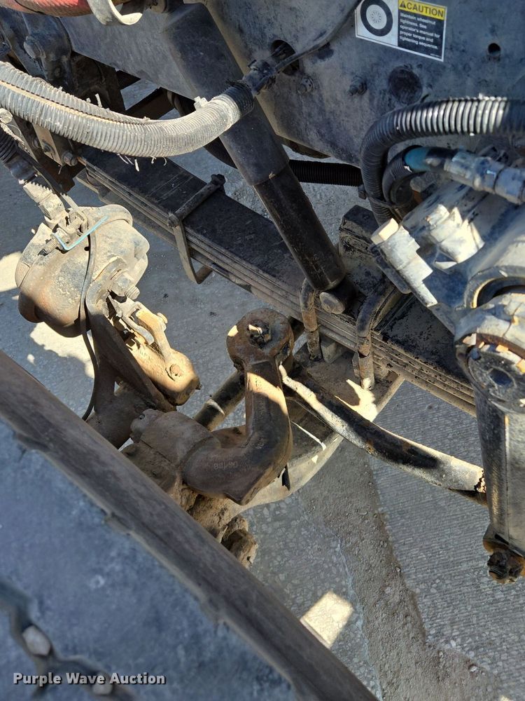 image for item EE8483 2007 Peterbilt 357 ready mix truck