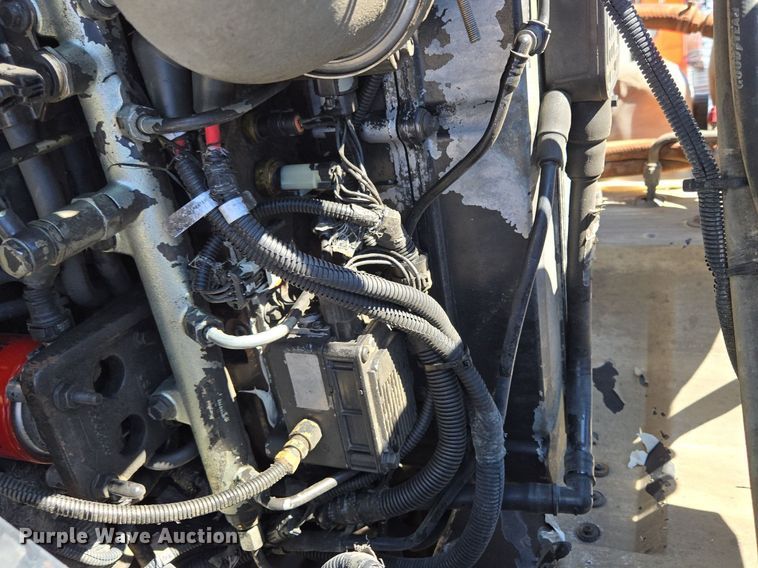 image for item EE8483 2007 Peterbilt 357 ready mix truck