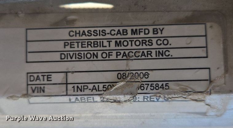 image for item EE8483 2007 Peterbilt 357 ready mix truck