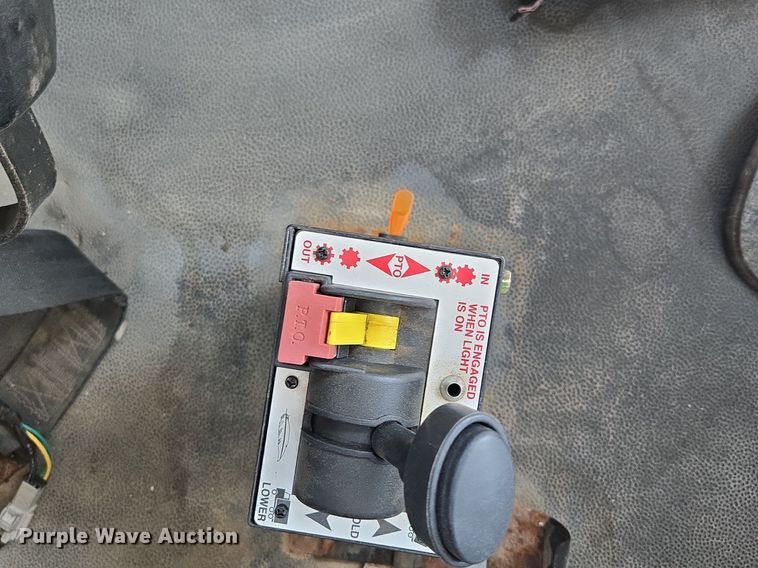 image for item EE8484 2007 Volvo  VNM semi truck