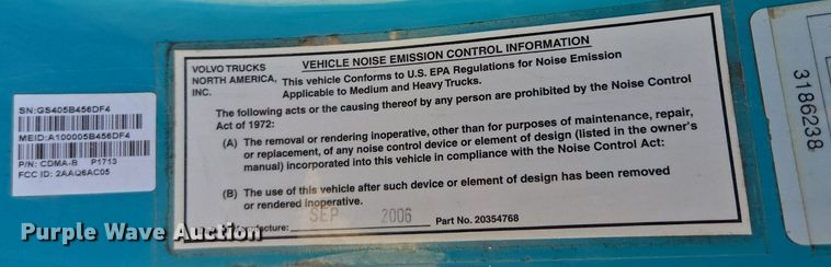 image for item EE8484 2007 Volvo  VNM semi truck