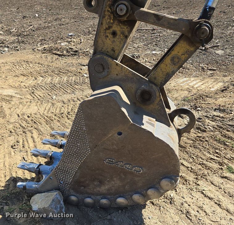 image for item EE8485 2000 Caterpillar 320BL excavator