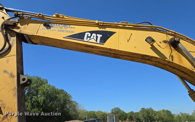 image for item EE8485 2000 Caterpillar 320BL excavator