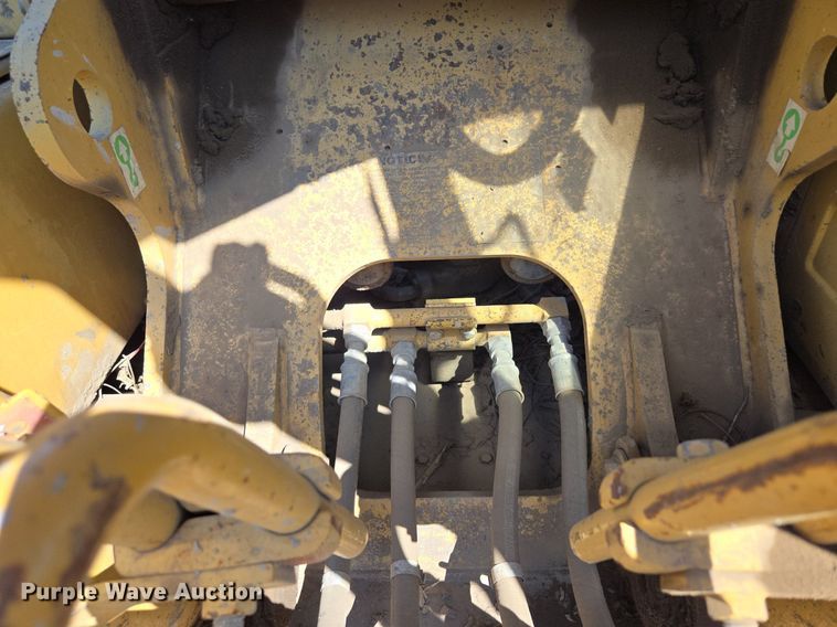 image for item EE8485 2000 Caterpillar 320BL excavator