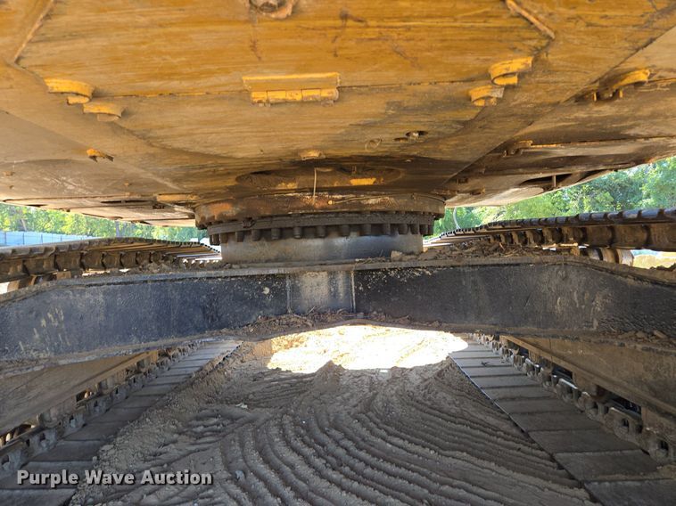 image for item EE8485 2000 Caterpillar 320BL excavator