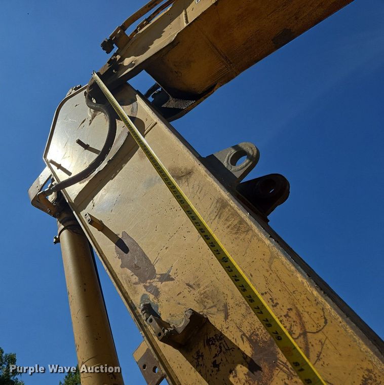 image for item EE8485 2000 Caterpillar 320BL excavator