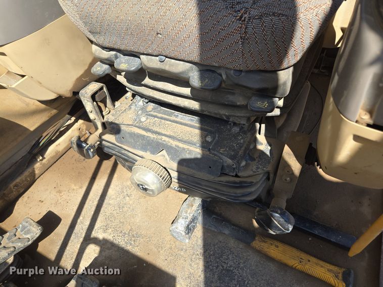 image for item EE8485 2000 Caterpillar 320BL excavator