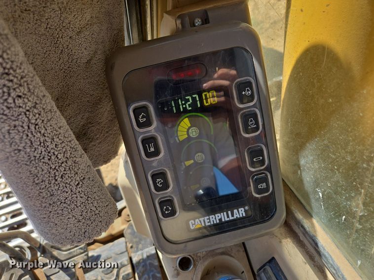 image for item EE8485 2000 Caterpillar 320BL excavator