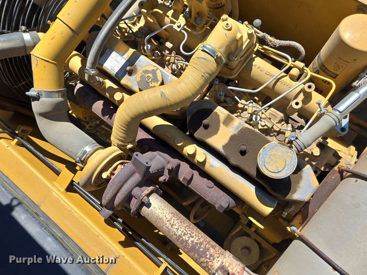image for item EE8485 2000 Caterpillar 320BL excavator