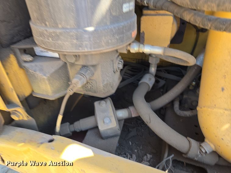 image for item EE8485 2000 Caterpillar 320BL excavator