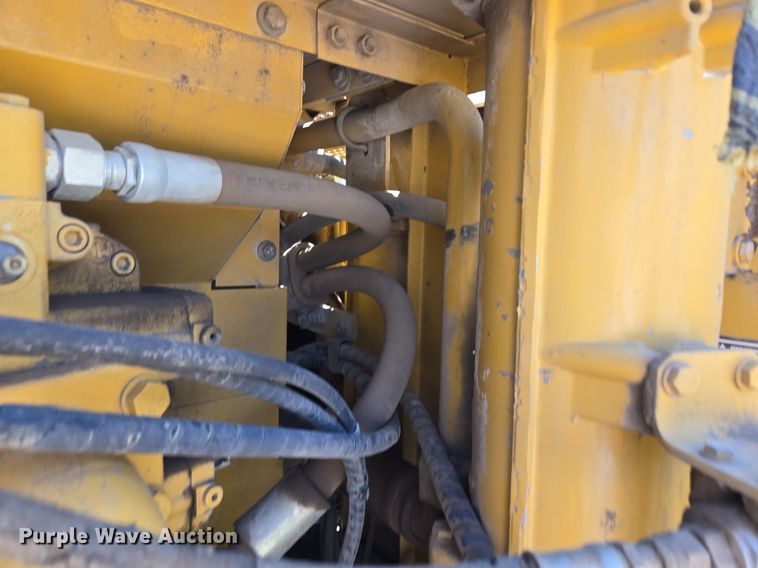 image for item EE8485 2000 Caterpillar 320BL excavator