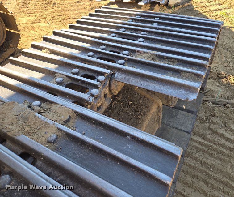 image for item EE8485 2000 Caterpillar 320BL excavator