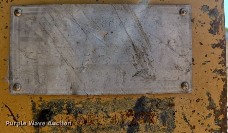 image for item EE8485 2000 Caterpillar 320BL excavator