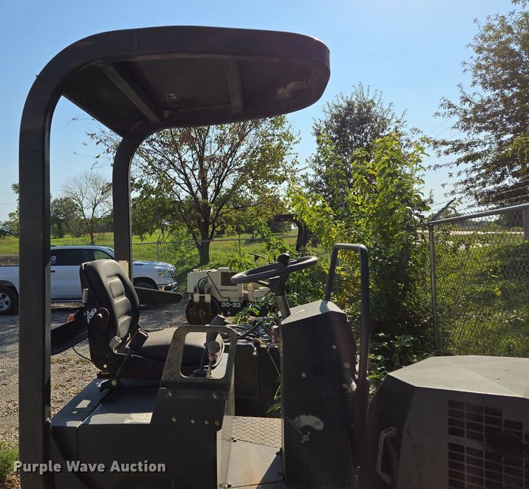 image for item EE8486 2003 Bomag  BW120 AD-3 double drum vibratory roller