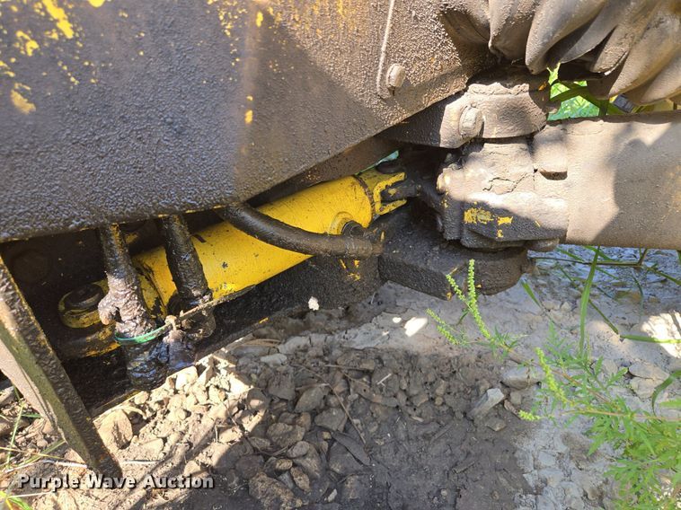 image for item EE8486 2003 Bomag  BW120 AD-3 double drum vibratory roller