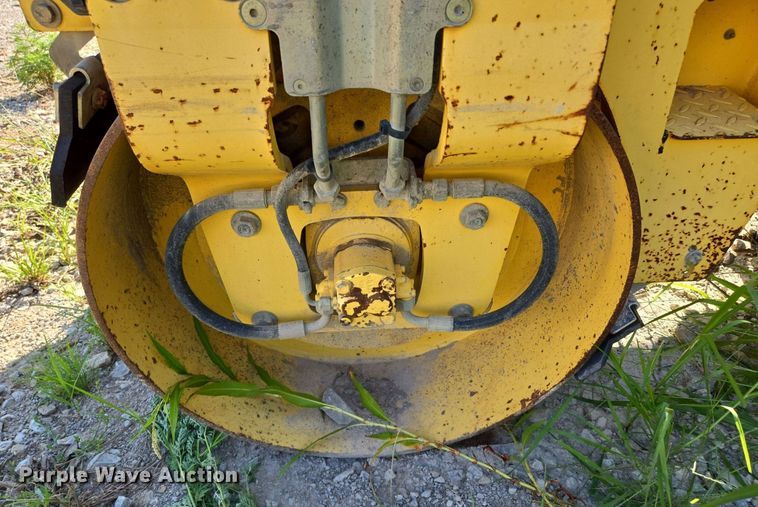 image for item EE8486 2003 Bomag  BW120 AD-3 double drum vibratory roller