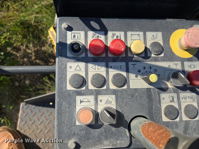 image for item EE8486 2003 Bomag  BW120 AD-3 double drum vibratory roller