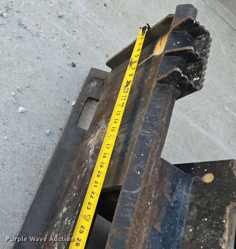 image for item EE8487 Okada America ORV550 skid steer breaker